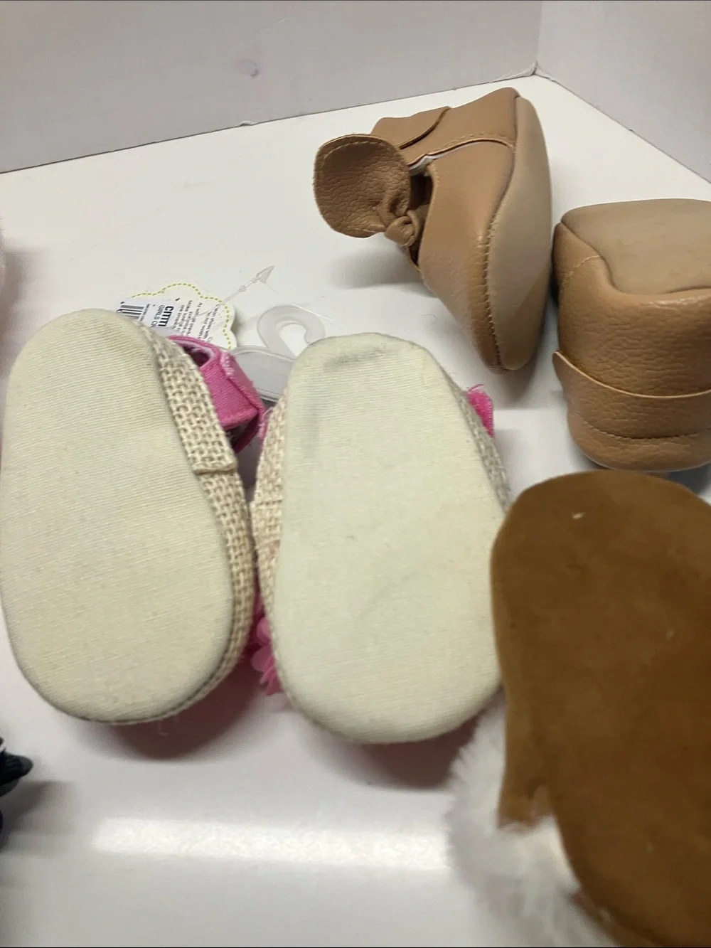 Five pairs Size 1 girls baby shoe lot
